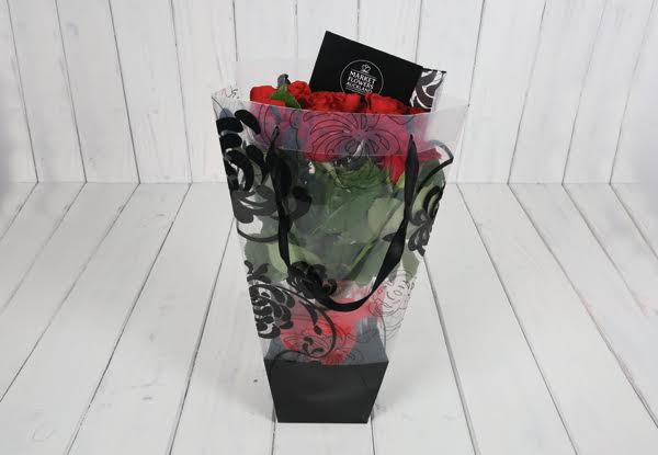 $60 for One Dozen Red Roses, Vase & Gift Bag incl. Auckland Delivery (value up to $120)