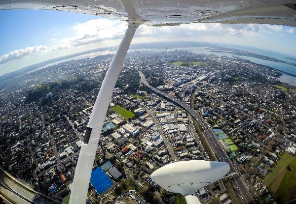 Auckland & Rangitoto Scenic Flight for One Person - Options for up to Three People