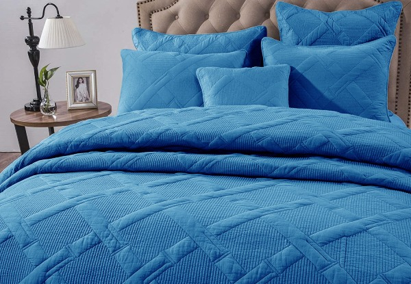 Ramesses Seven-Piece Air Cloud Bamboo Blend Matelassé Comforter Set King - Two Designs Available