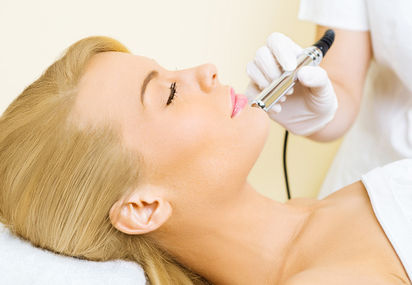 Microdermabrasion Facial - Option for a 30-Minute or 60-Minute Facial & to incl. Eyebrow Threading