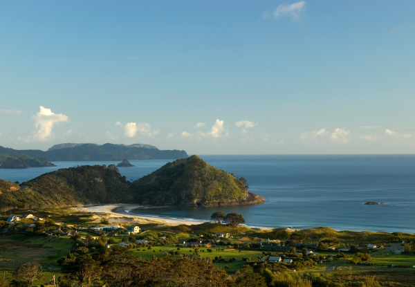 Per-Person, Twinshare Great Barrier Island Escape incl. Return Flights from Auckland, Five-Day SUV Car Rental, Four Nights Accommodation with Breakfast, Great Barrier Harbour & Broken Islands Cruise