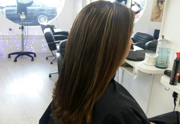 Hair Package incl. Style Cut, Shampoo, Condition, Head Massage, Blow Dry & Return Voucher - Option to incl. Eyebrow Thread & Tint