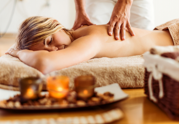 60-Minute Full Body Massage for One Person - Options for an Aroma, Swedish, or 70-Minute Massage incl. 20-Minute Facial