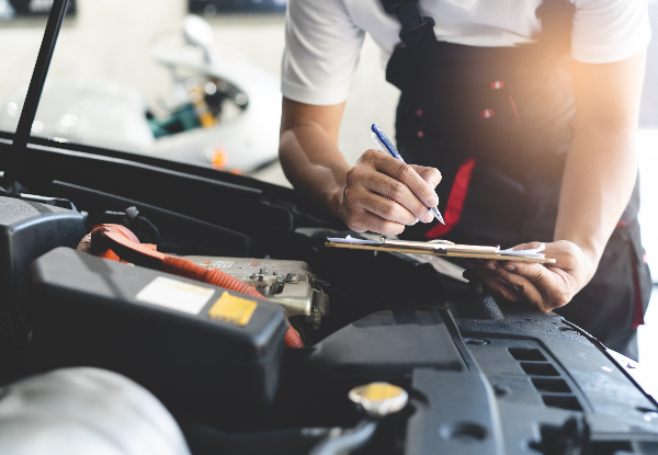 Oil & Lubrication Vehicle Service
