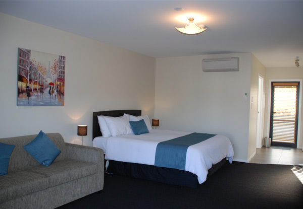 One-Night Couples Retreat at Rotorua International Motor Inn in a Deluxe Kingsize Studio with Outdoor Spa & Cooked Breakfast - with Options to incl. Dinner for Two at Terrace Kitchen, a Ride Package for Two at Velocity Valley or Both