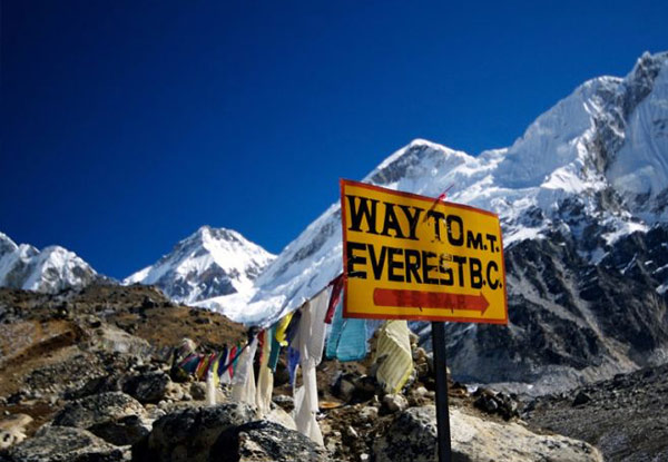Per Person Twin Share for a 12-Day Everest Base Camp Trek incl. Transfers, Accommodation, Guides & More