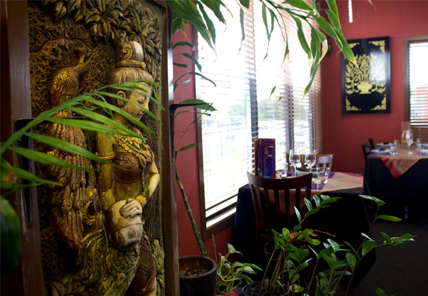 Thai Dinner for Two incl. Two Mains, Fragrant Rice & Two Drinks