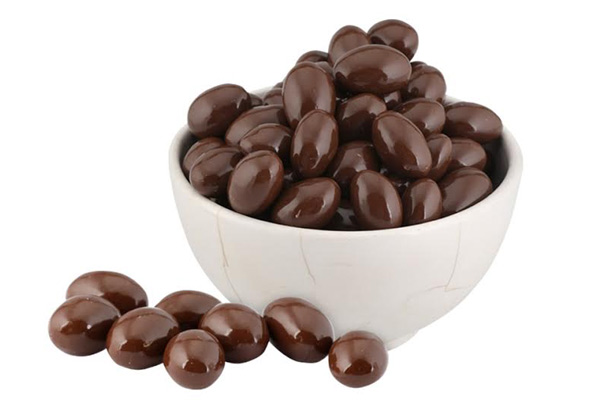 1kg Party Bucket of Milk Chocolate Almonds