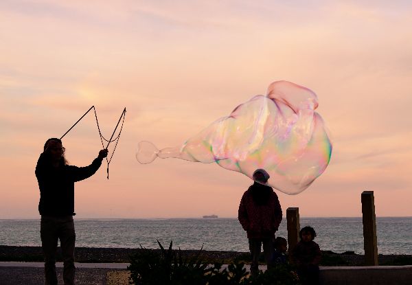 Giant Bubble Wand & Giant Bubble Solution