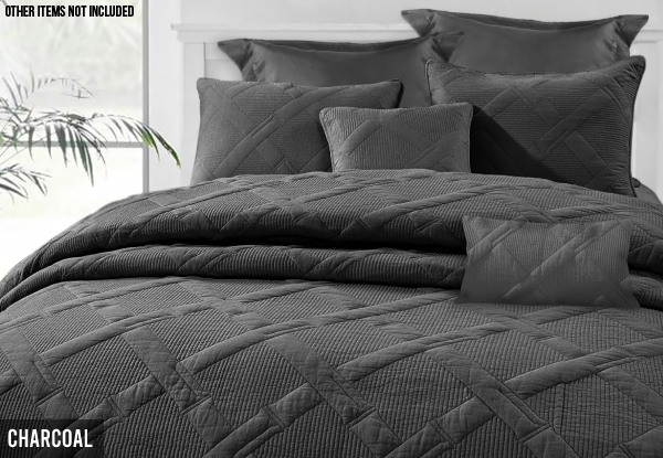 Seven-Piece Air Cloud Bamboo Blend Matelassé Comforter Set - Two Sizes & Five Colours Available