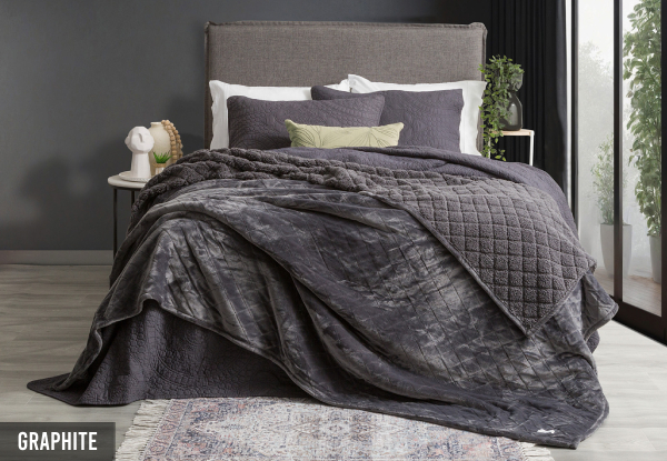 Renee Taylor Heston 480 GSM Ultra Soft Velvet Sherpa Blanket - Available in Five Colours & Three Sizes