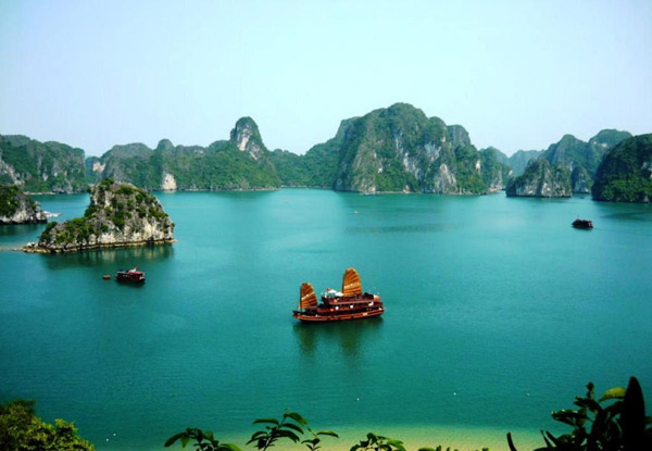 Per-Person, Twin-Share 14-Day Vietnam & Cambodia Tour incl. Meals, Domestic Flights, Transfers, Guided Tours - Option for Three- or Four-Star Accommodation