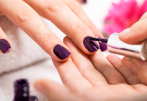 $45 for a Full Set of Acrylic Nails & Gel Manicure