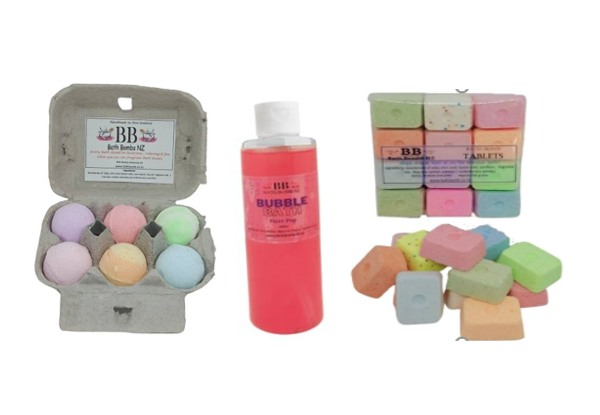 Kids Deluxe Bath Gift Box Bubbles & Bath Bombs - Four Options Available