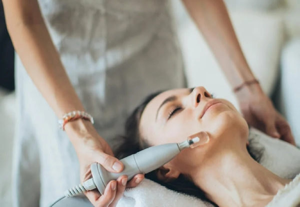 Facial Treatment at Paradise Aesthetics Clinic - Options for Signature Hydraderma Facial, Korean Hydra Tightening, or Deluxe Hydra Facial with Collagen Induction