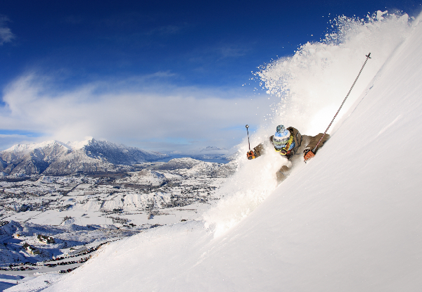 Queenstown Snow Package incl. Seven-Night Accommodation, Airport Transfers, Breakfast, Five Full-Day Ski Pass, Complimentary Parking - Options for One or Two People, to incl. Ski Hire & Peak or Off Peak Season