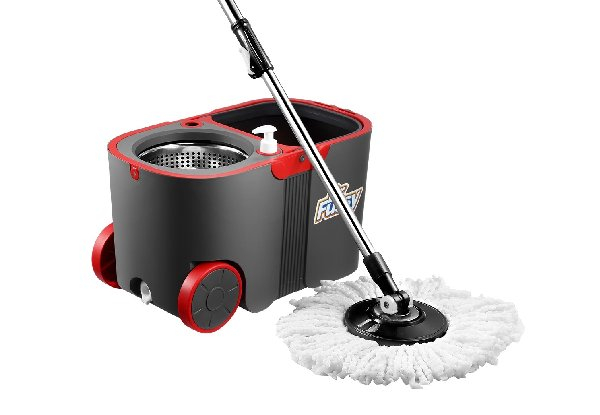 Rotating Mop & Bucket Set with Wheels & Four Microfibre Mop Heads