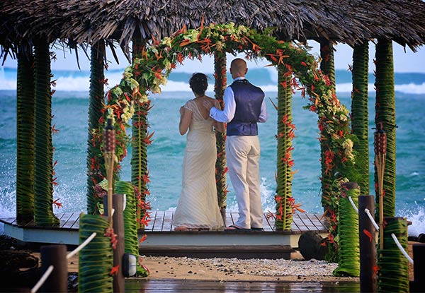 All-Inclusive Wedding Package at Saletoga Sands Resort, Samoa for 20 Guests incl. Three Nights in a Beachfront Villa for the Bride & Groom, Accommodation for Guest & Daily Continental Breakfast