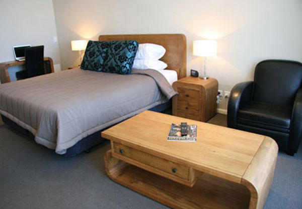 One-Night Napier Escape for Two in a Partial Ocean View Room incl. Breakfast - Option for Ocean View Room