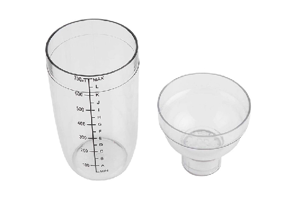 700ml Transparent Shaker with Measurements