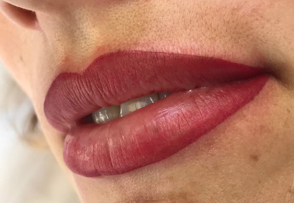 Cosmetic Tattooing of Full Lips or Ombre incl. Full Consultation & a Follow Up Appointment