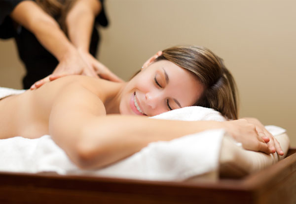 75-Minute Full Body Massage & Reflexology