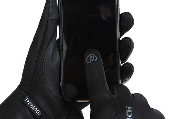 Outdoor Windproof Sports Winter Non-Slip Gloves - Three Sizes Available