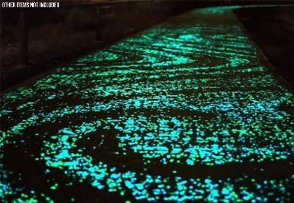 100-Piece Solar-Powered Glow-in-the-Dark Garden Pebbles Set - Two Colours Available