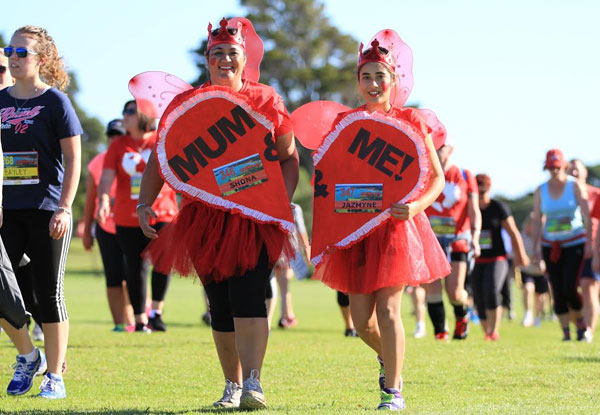 Entry to the The Jennian Homes Mother's Day Fun Run/Walk in Paihia incl. T-Shirt - Sunday 13th May 2018 - Options for Junior & Adult Entries