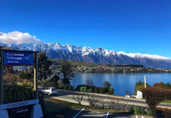 One-Night Queenstown Getaway for Two in a King Studio Unit with Stunning Views of Lake Wakatipu & Mountains incl. Late Checkout, Free Parking & WiFi - Option For Twin Unit for up to Three People & for Two or Three Nights