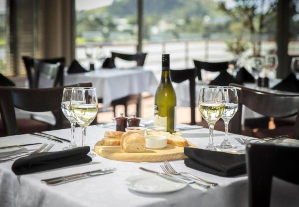 Auckland Break Getaway for Two incl. Daily Cooked Breakfast, Free Parking, Late Check-Out & Gym Access - Option for a Family Getaway for Two Adults & Two Children