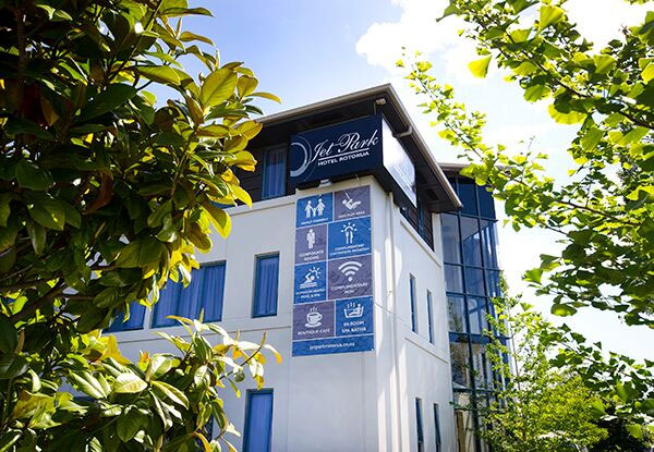 $135 for a Midweek One-Night Stay for Two People in a King or Twin Room incl. WiFi, Superior Room Upgrade & Continental Breakfast – Options for up to Three-Nights (value up to $543)