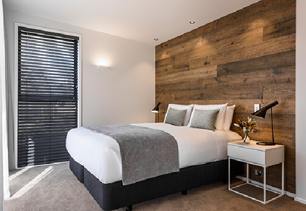 One-Night Luxury Matakana Getaway for Two People incl. Breakfast at Plume Cafe - Options for up to Six People - Valid Monday to Thursday