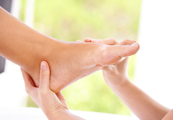 45-Minute Chiropody/Podiatry Assessment & Treatment incl. Consultation - Option to incl. 30-Minute Foot Spa & Massage