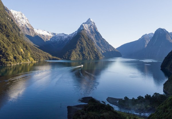 Milford Sound Cruise & Coach Return Trip from Te Anau - Options for up to Four People