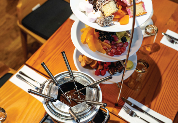 Cheese or Chocolate Fondue Experience for Three to Four People
