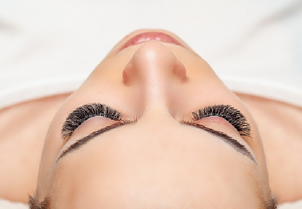 Full Set of Classic Eyelash Extensions for One Person