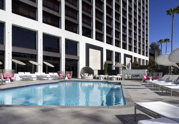 Five-Night Beverly Hills Getaway, Staying at the Beverly Hills Marriott incl. 24-Hour Hop-On Hop-Off Tour