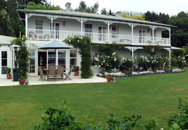 One-Night Taupo Luxury Escape in a Veranda Lake-View Suite for Two People incl. Breakfast, Bottle of Bubbles on Arrival, Three-Course Fine Dining Experience & Speciality Chocolates - Option for Two-Nights