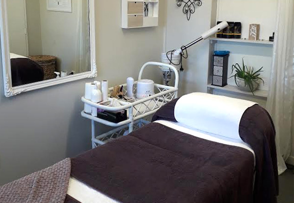30-Minute Mini Facial at The Glow Room - Options for Brazilian & Eye Trio Available