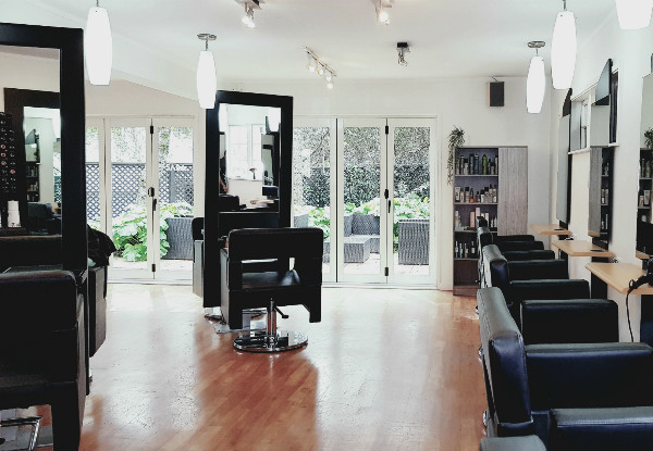 Senior Stylist Makeover incl. Style Cut, Treatment & Colour Service of Your Choice - Option for an Advanced Stylist Makeover