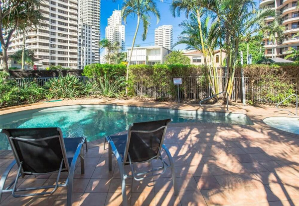 Per-Person, Quad-Share Surfers Paradise Break for Five-Nights with a Two Bed Apartment incl. Drink on Arrival & Spa Access - Option for Seven Nights & Twin Share One Bed Available