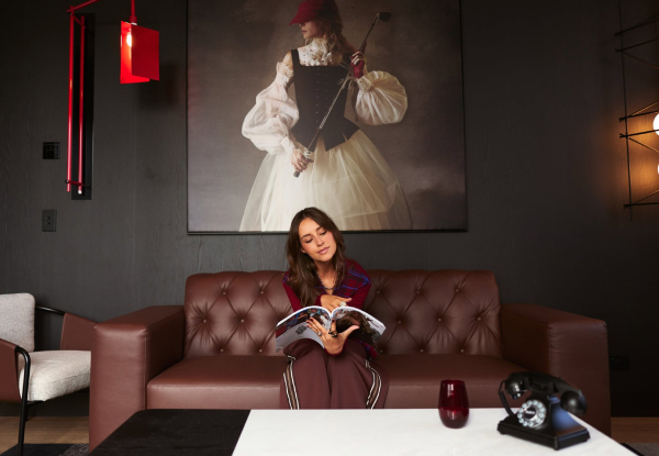 One-Night Standard Room Stay for Two at Radisson Red incl. Breakfast, Bottle of Wine & VIP Room Amenities & $50 Dining Credit at 33South Restaurant & Bar - Option for Two-Night Stay - Valid for Stays Until End of September 2026