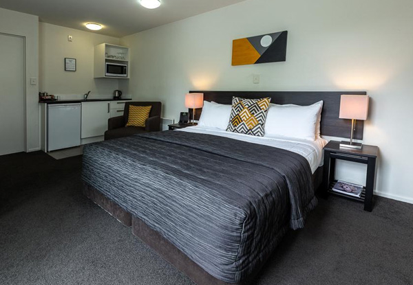 Christchurch Accommodation Package for Two People in a King Studio incl. Cheese or Fruit Bowl on Arrival, Breakfast, Free Wi-Fi, Airport Transfer, & Late Checkout - Option for King Studio Spa Unit or One Bedroom Unit