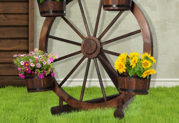 Garden Wooden Wagon Wheel Plant Stand