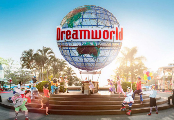 Seven-Night Family Gold Coast Package incl. Surfers Paradise Accommodation, AquaDuck, Currumbin Wildlife Sanctuary, Dreamworld and WhiteWater World Family Passes