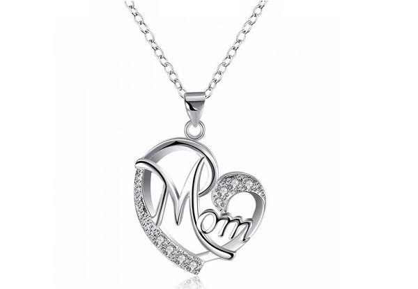 Mom Heart Pendant Necklace with Free Nationwide Delivery