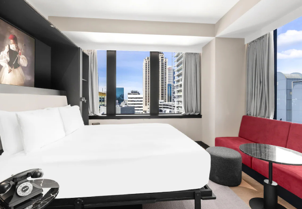 One-Night Standard Room Stay for Two at Radisson Red incl. Breakfast, Bottle of Wine & VIP Room Amenities & $50 Dining Credit at 33South Restaurant & Bar - Option for Two-Night Stay - Valid for Stays Until End of September 2026