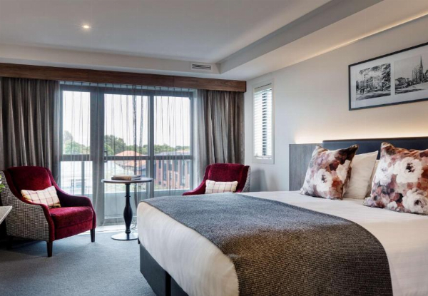 Christchurch CBD Stay for Two in a Superior King Room incl. Parking, Daily Breakfast & Late Checkout - Options for Upgrade to Executive King Room & Two Nights with $30 F&B Credit