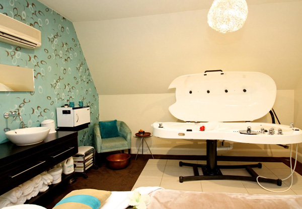 Luxurious Signature Treatment incl. Full Body Scrub & Cleanse, Facial & Full Body Massage